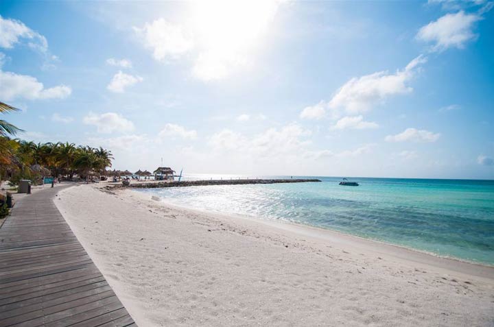 St Maarten beach and golf vacation